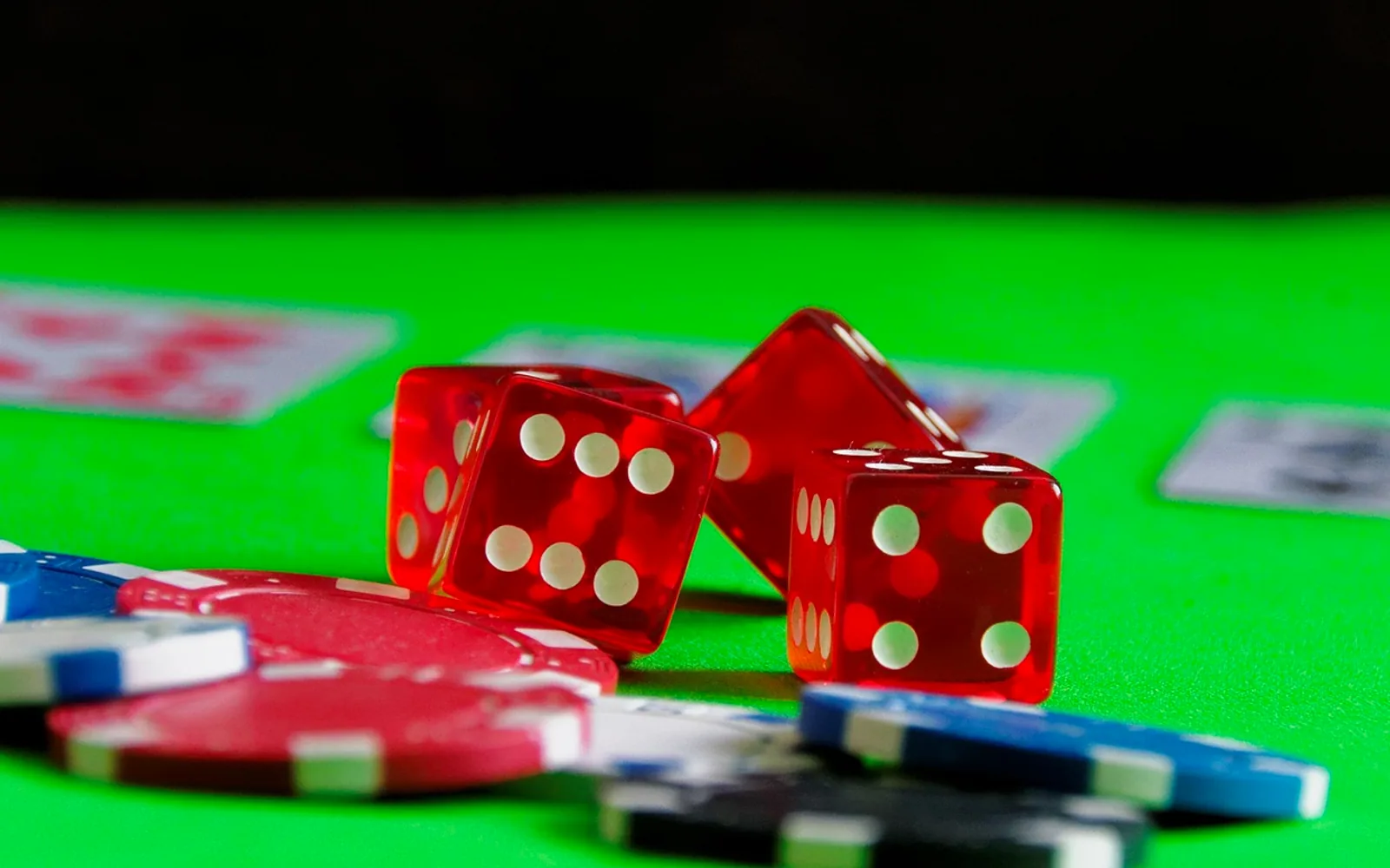 Game, poker and dice