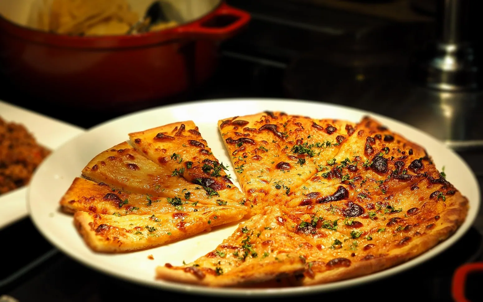 Pizza, pizza plate and plate